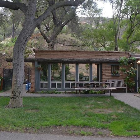Bandy Canyon Ranch Hotel Escondido Exterior photo